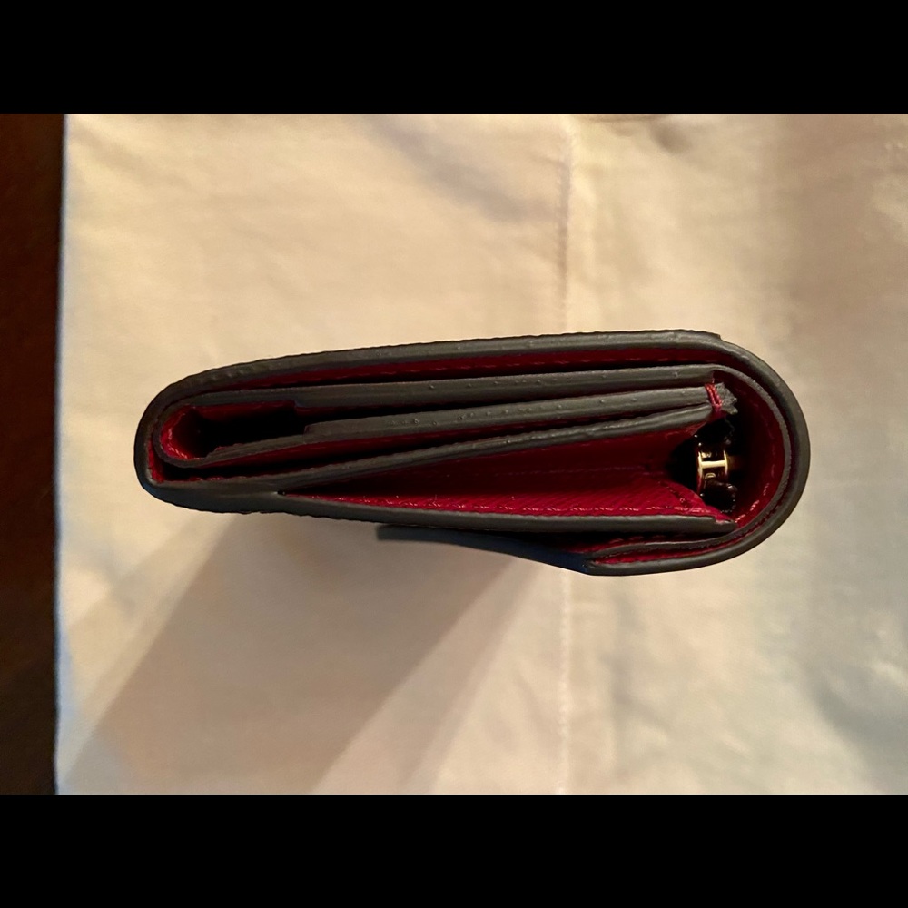 Louis Vuitton Zoe Wallet 💥SOLD💥 - Picture 4 of 8